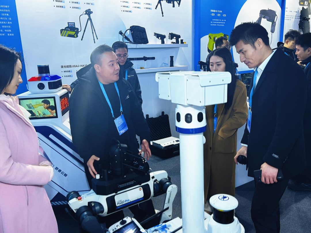 越凡創新亮相公共安防新銳裝備發展大會，以系統能力賦能城市安全治理升級