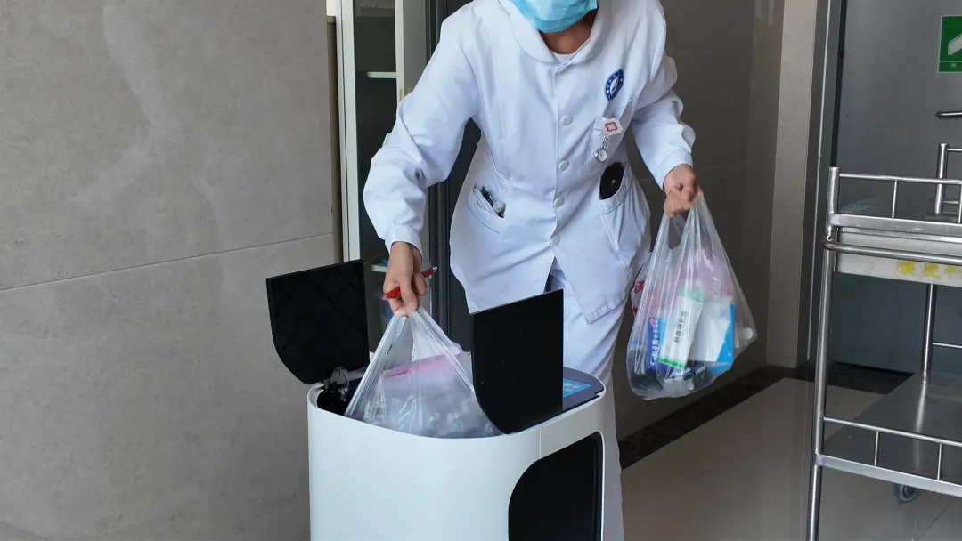 云南省科技厅率团考察越凡创新，聚焦医院智慧物流标杆案例